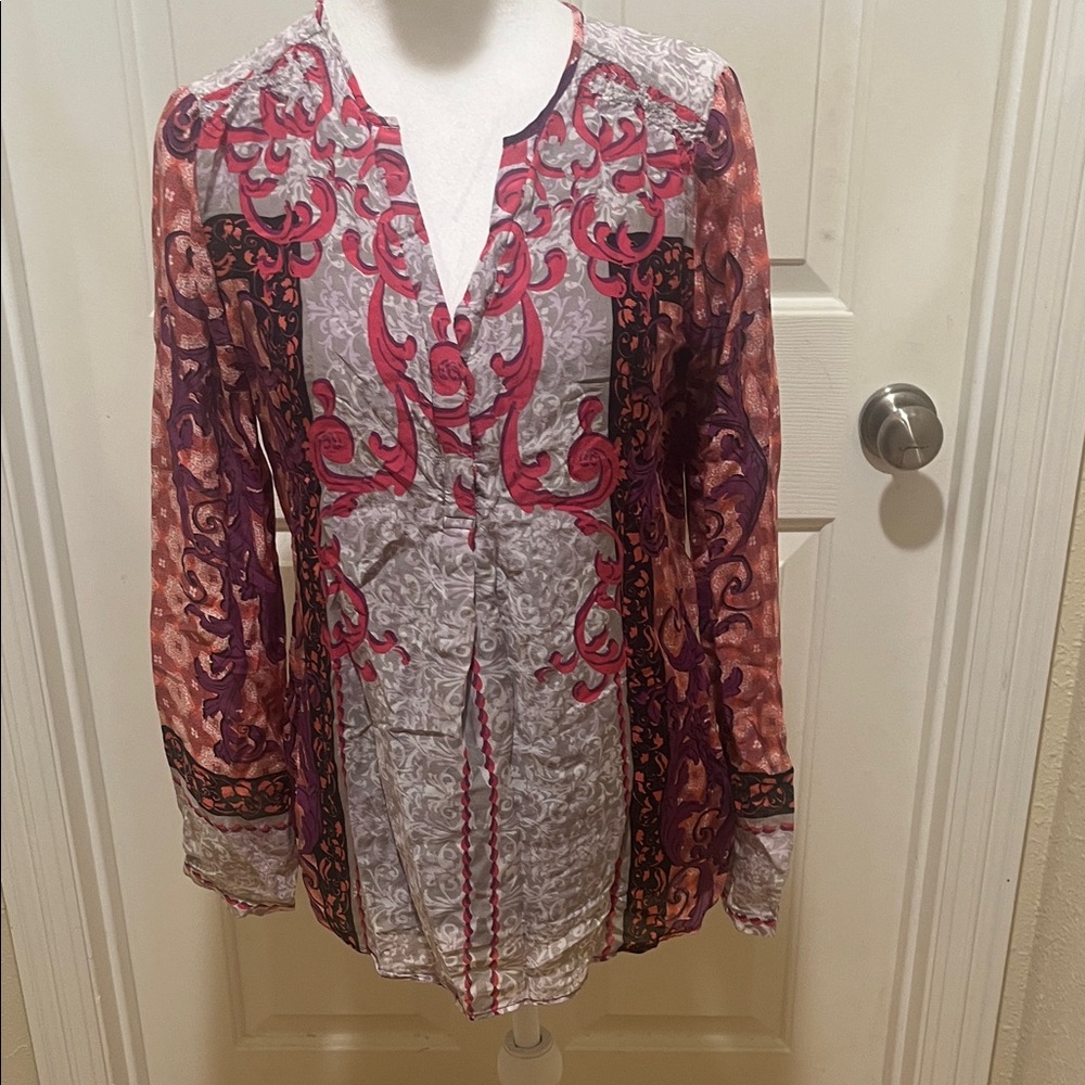 Hale Bob colorful top w/ flowers, Sz S silk, long sleeves, v- neck, bohemian